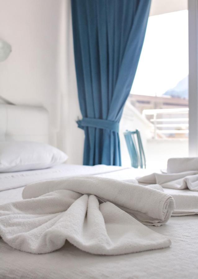 Navy Hotel İçmeler Eksteriør bilde