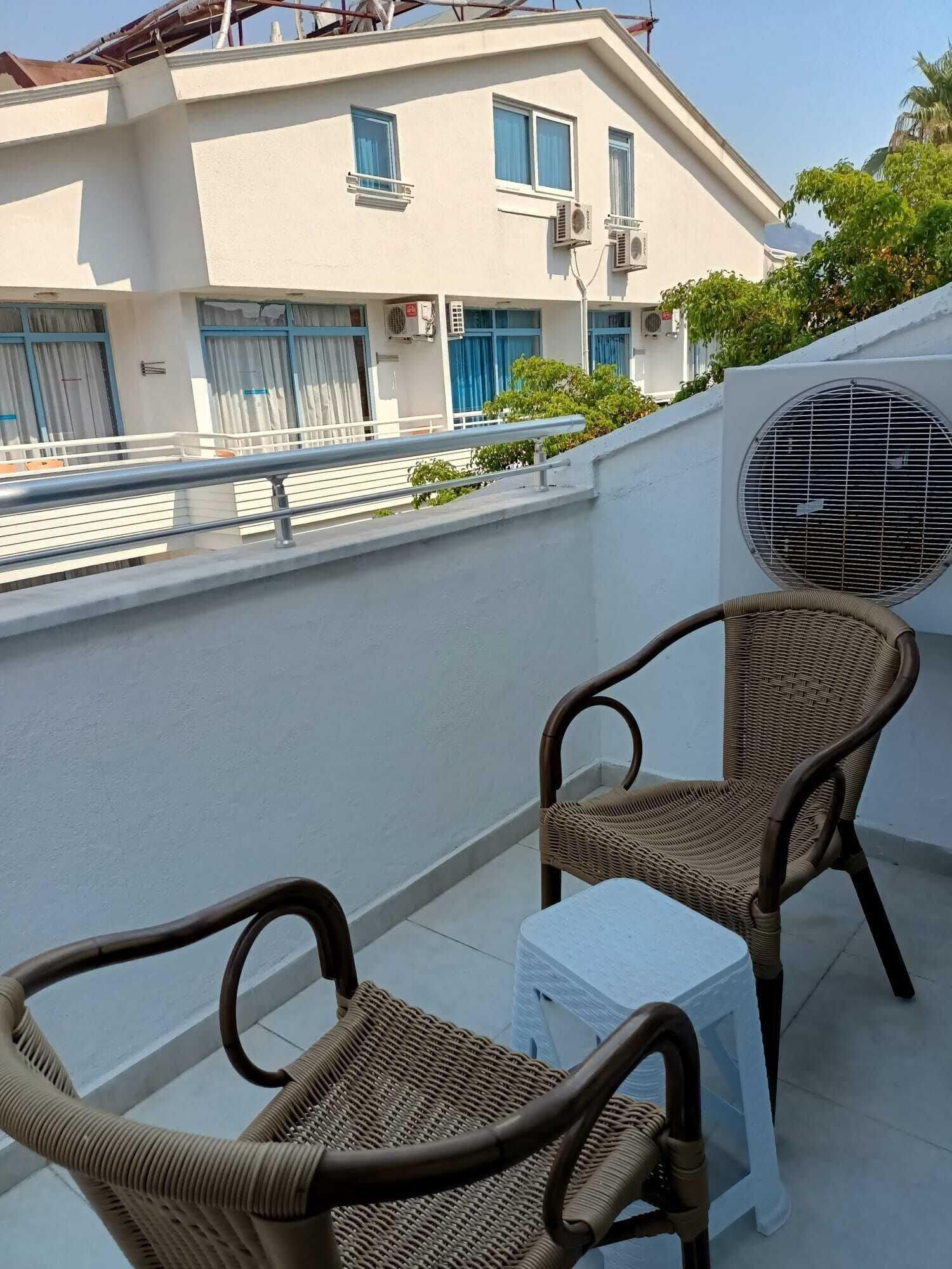 Navy Hotel İçmeler Eksteriør bilde