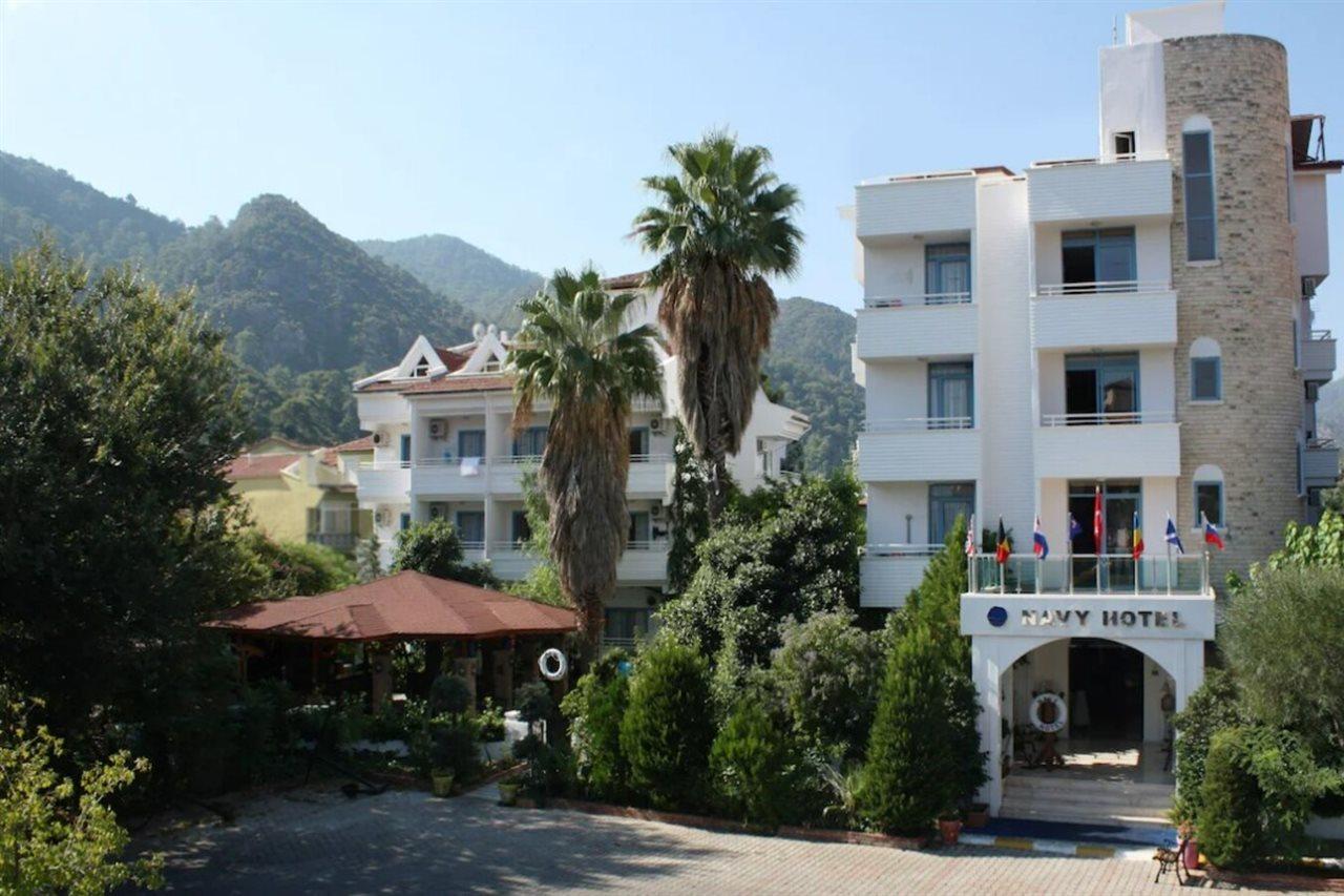 Navy Hotel İçmeler Eksteriør bilde