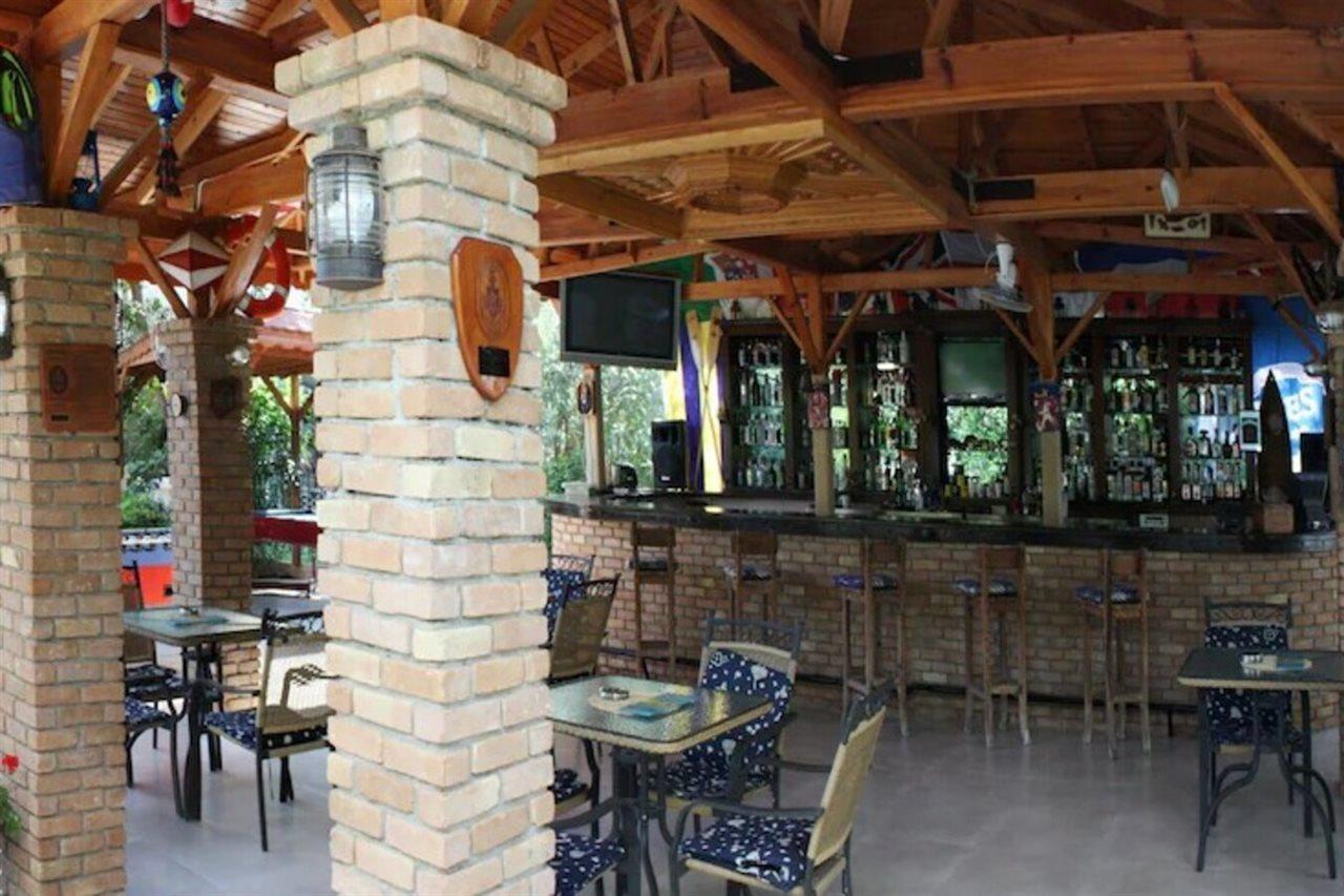 Navy Hotel İçmeler Eksteriør bilde