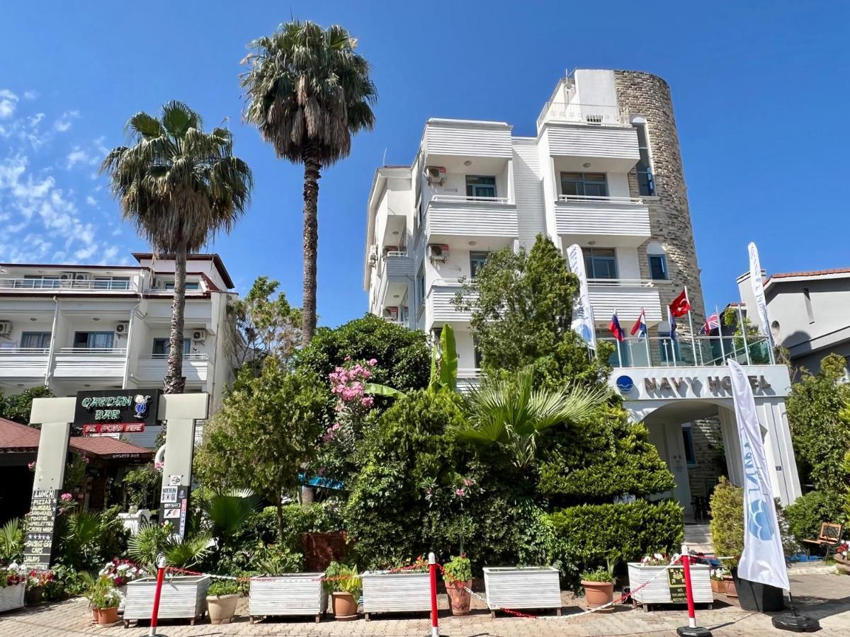 Navy Hotel İçmeler Eksteriør bilde