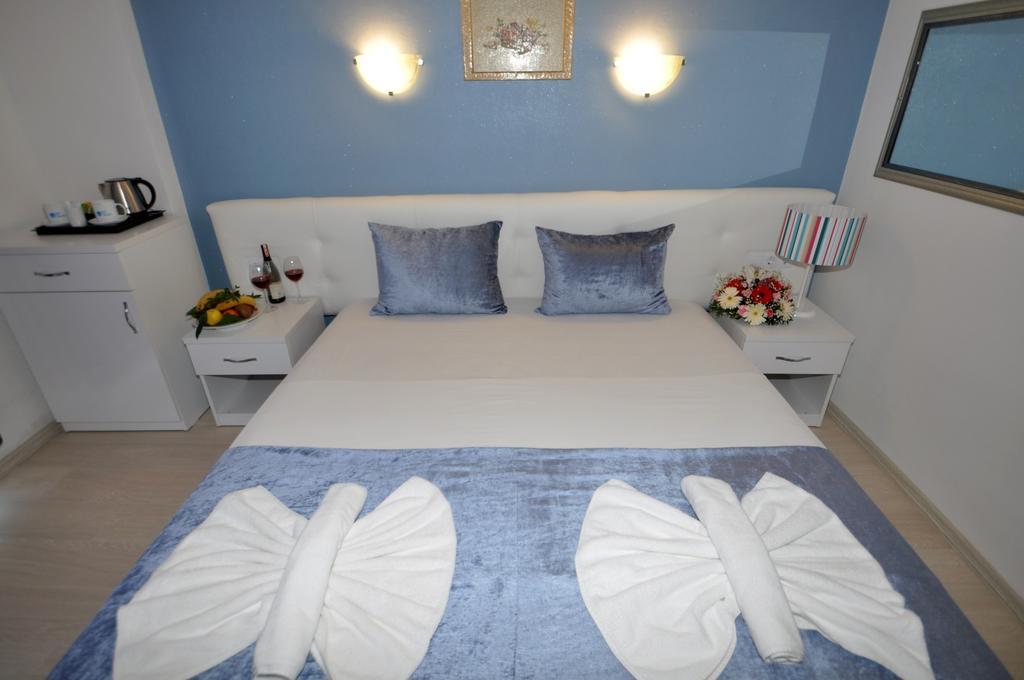 Navy Hotel İçmeler Eksteriør bilde