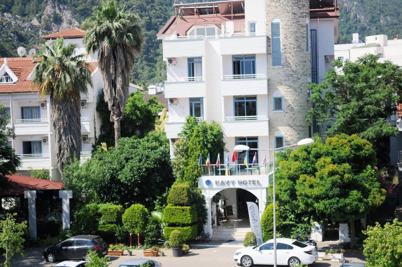 Navy Hotel İçmeler Eksteriør bilde